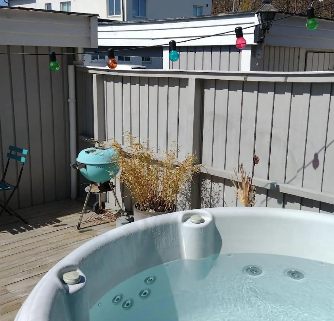 Langedrag Jacuzzi Townhouse Βίλα Γκέτεμποργκ 0*,